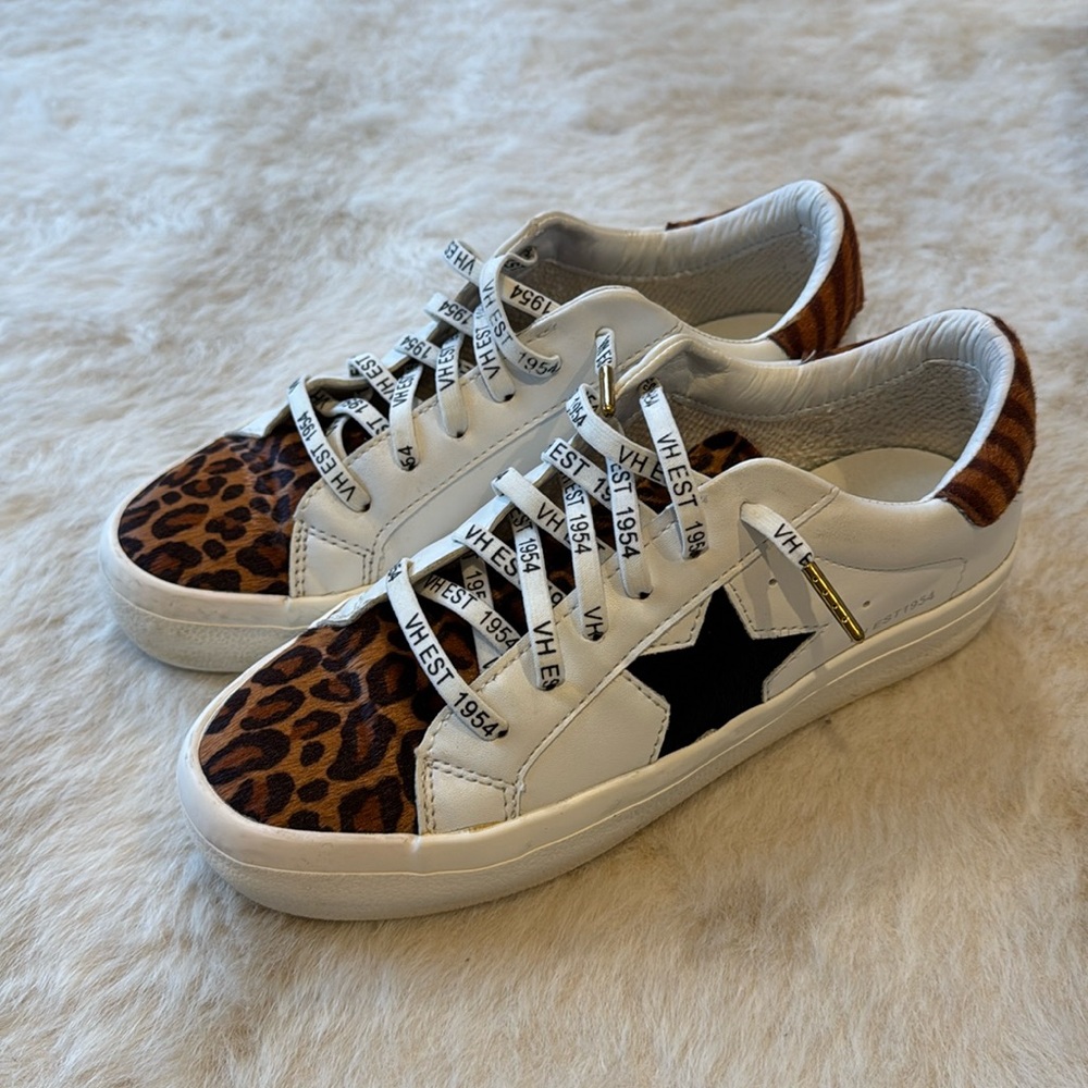 Vintage Havana Size 8 Sneakers